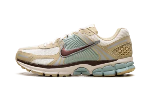 Air Zoom Vomero 5 "Team Gold Seafoam"