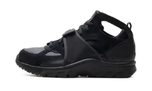 Air Trainer Huarache "Triple Black"