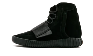 Yeezy Boost 750 "Triple Black"
