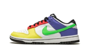DUNK LOW WMNS "Green Strike"