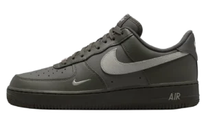 Air Force 1 Low '07 "Carbon Fiber Swoosh Newsprint College Grey"