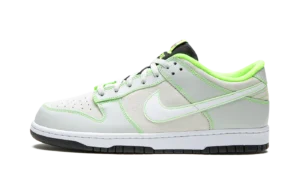 Dunk Low UO P "Oregon"