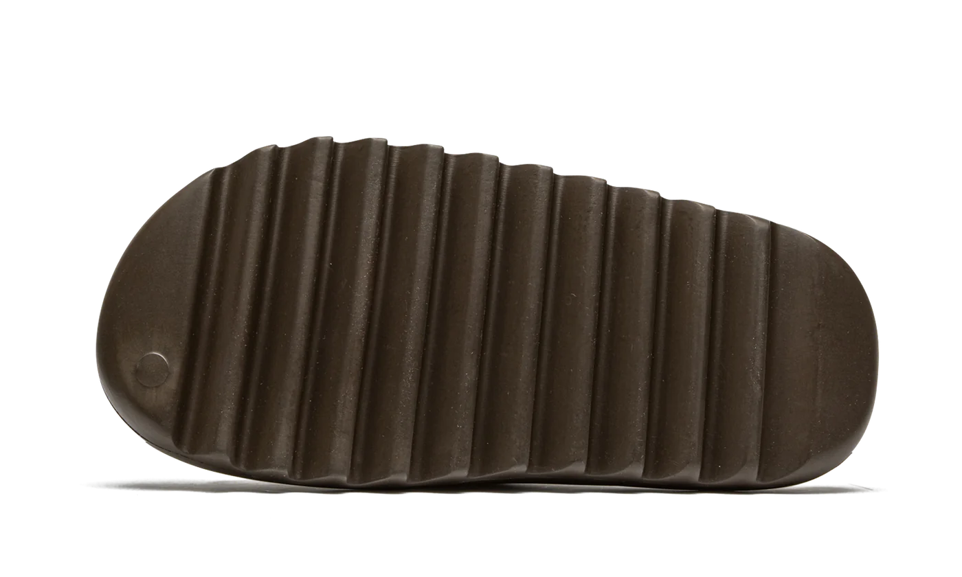 Yeezy Slide "Soot 2021" - Imagen 5