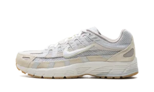 P-6000 WMNS "Photon Dust Light Khaki"