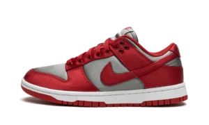 DUNK LOW WMNS "UNLV Satin"