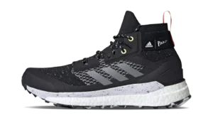 Terrex Free Hiker Parley "Parley Black"