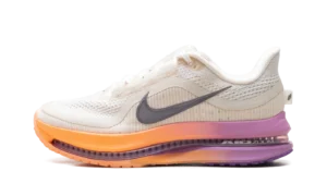 Pegasus Premium WMNS "Chalk Tattoo Orange Pulse"