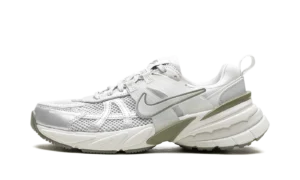 V2K Run WMNS "Photon Dust Light Silver"