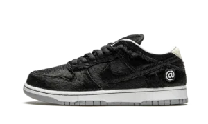 SB Dunk Low "Medicom Toy - BE@RBRICK"