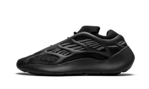 Yeezy 700 V3 "Alvah"