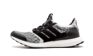 UltraBOOST S.E. "SNS x Social Status"