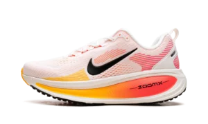 Vomero 18 WMNS "Sail Bright Crimson Laser Orange"
