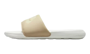 Victori One WMNS "Sanddrift Coconut Milk"