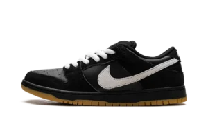 Dunk Low Pro SB "Black White Gum"