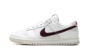 Dunk Low Wmns "White / Plum"