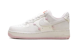 Air Force 1 Low WMNS "Valentine's Day"