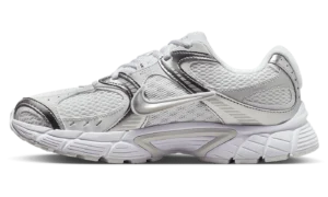 V5 RNR WMNS "White Metallic Platinum"