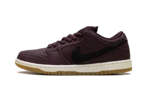 SB Dunk Low Pro "Burgundy Crush"