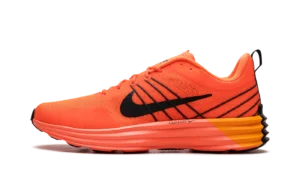 Lunar Roam "Hyper Crimson"
