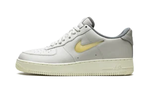 Air Force 1 '07 LX "Light Bone"