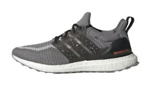 Ultraboost DNA CTY "Ho Chi Minh"