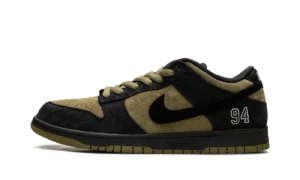SB Dunk Low "Supreme - Camper Green"