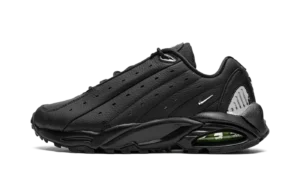 Hot Step Air Terra NOCTA "Drake - Triple Black"