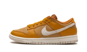 Dunk Low "Monarch"