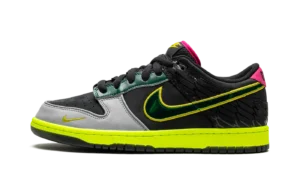 Nike Dunk Low UO PREM "What The Duck Home"