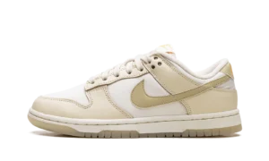 Dunk Low WMNS "Team Gold"