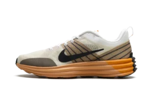 Lunar Roadm "Summit White Coconut Milk Khaki"