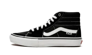 Skate Sk8-Hi "Black / White"