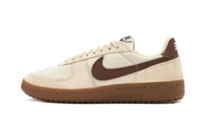 Field General '82 WMNS "Beach Cacao Wow Gum"