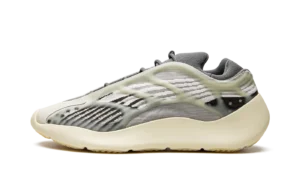 Yeezy 700 V3 "Fade Salt"