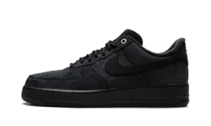 Air Force 1 Low '07 WB "Triple Black Nubuck"
