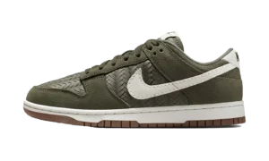 Dunk Low Premium SE WMNS "Woven Medium Olive Gum"