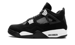 Air Jordan 4 "White Thunder"