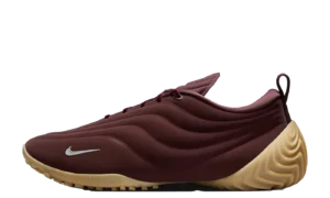 Astra Ultra WMNS "Burgundy Crush / Gum"