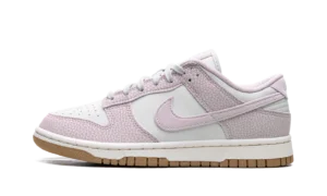 Dunk Low WMNS "Platinum Violet"