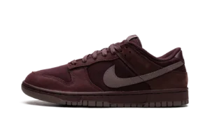 Dunk Low "Burgundy Crush"