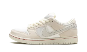 SB Dunk Low "Valentine's Day - Low Love Found"