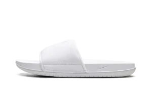 Kobe Offcourt Slide "Triple White"