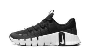 Free Metcon 5 "Black / White"