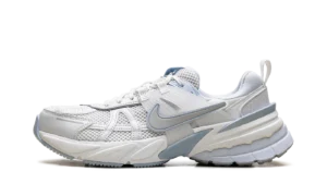V2K Run WMNS "Platinum Tint Summit White Light Smoke Grey"