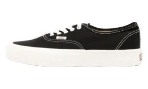 Authentic VR3 Shoe "Black / Marshmallow"