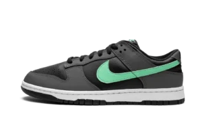 Dunk Low Retro "Black / Green Glow"