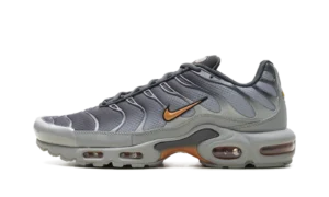 Air Max Plus "Light Smoke Grey Hot Curry"