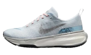 ZoomX Invincible Run 3 WMNS "Photon Dust Psychic Blue Sail Light Smoke Grey"