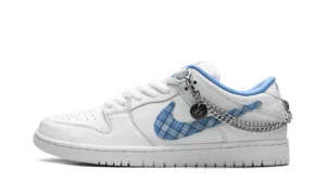 SB Dunk Low "Nicole Hause"