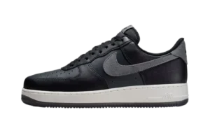 Air Force 1 '07 LV8 "Black"